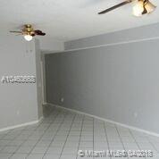 VILLAS AT THE HAMMOCKS CO - Residential Lease