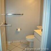 VILLAS AT THE HAMMOCKS CO - Residential Lease