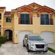 VILLAS AT THE HAMMOCKS CO - Residential Lease