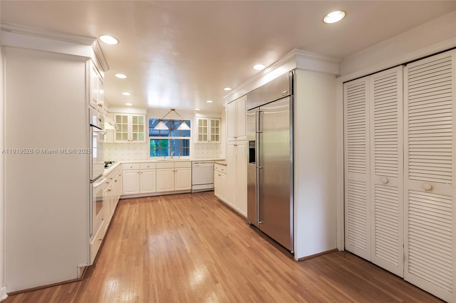 MIAMI SHORES SEC 3 - Residential