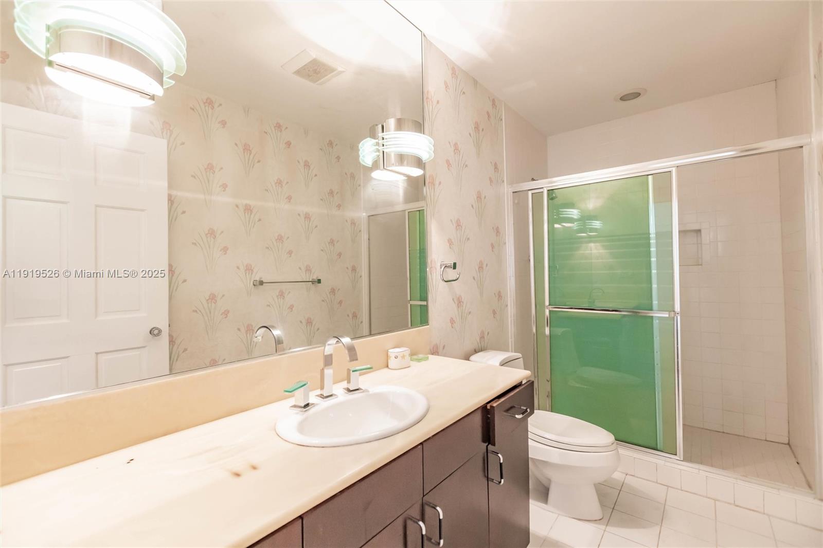 MIAMI SHORES SEC 3 - Residential