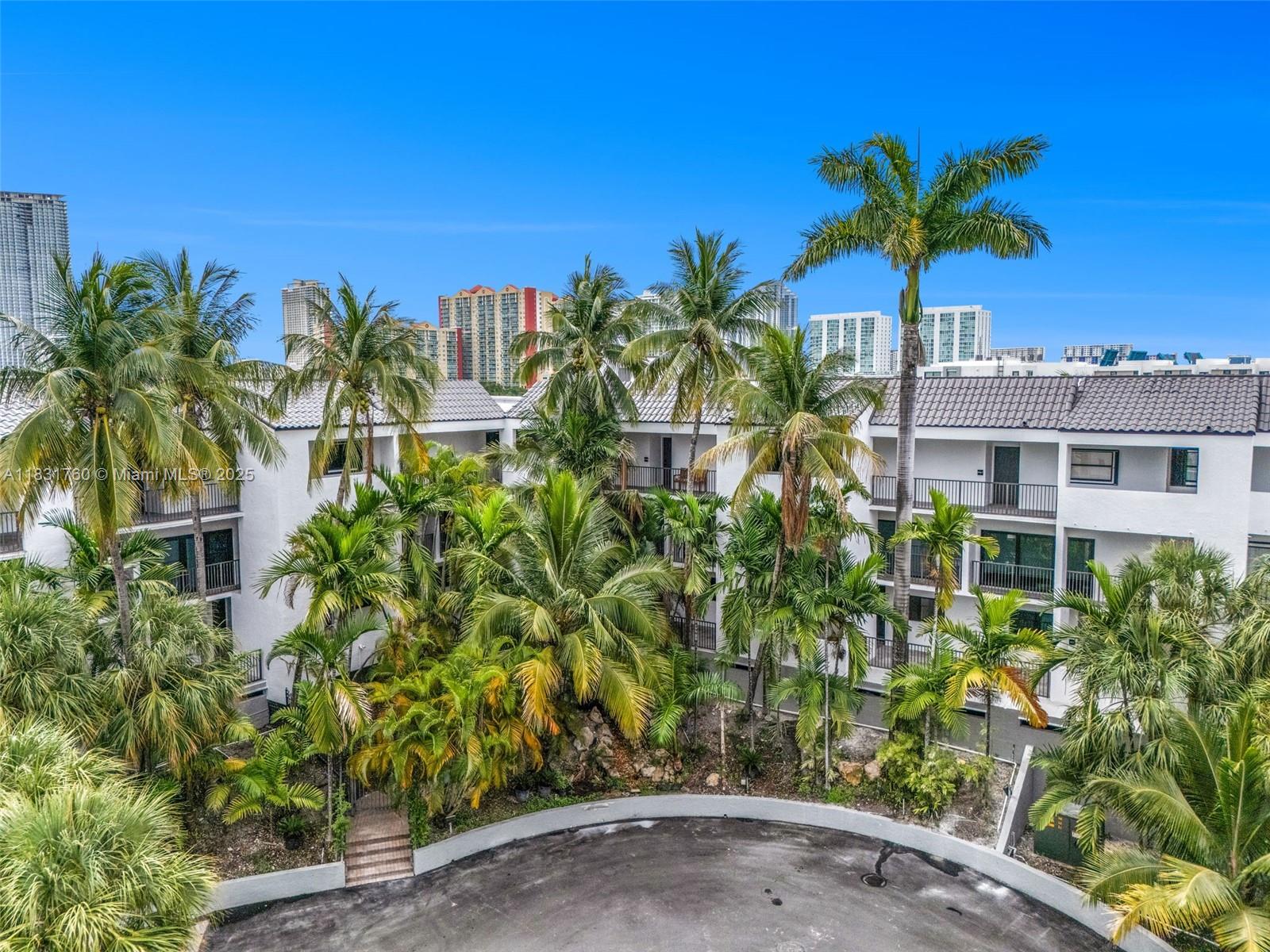 PELICAN LANDING CONDO - Residential