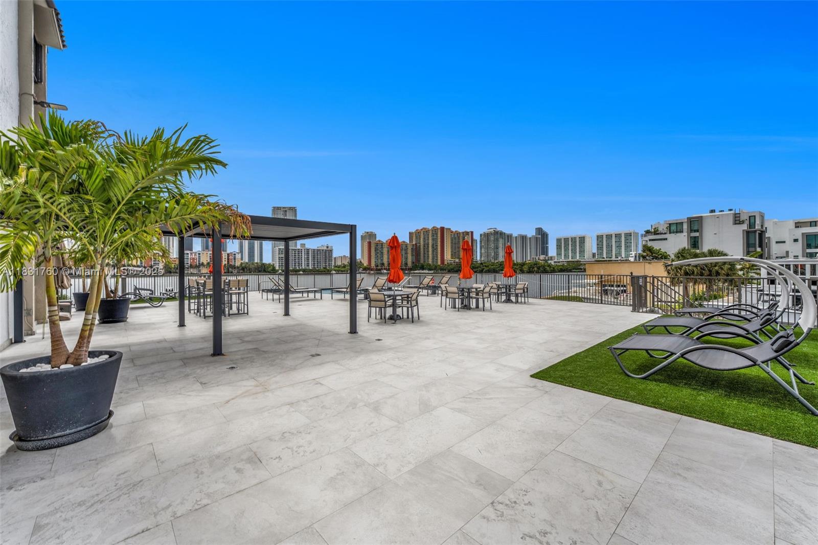 PELICAN LANDING CONDO - Residential