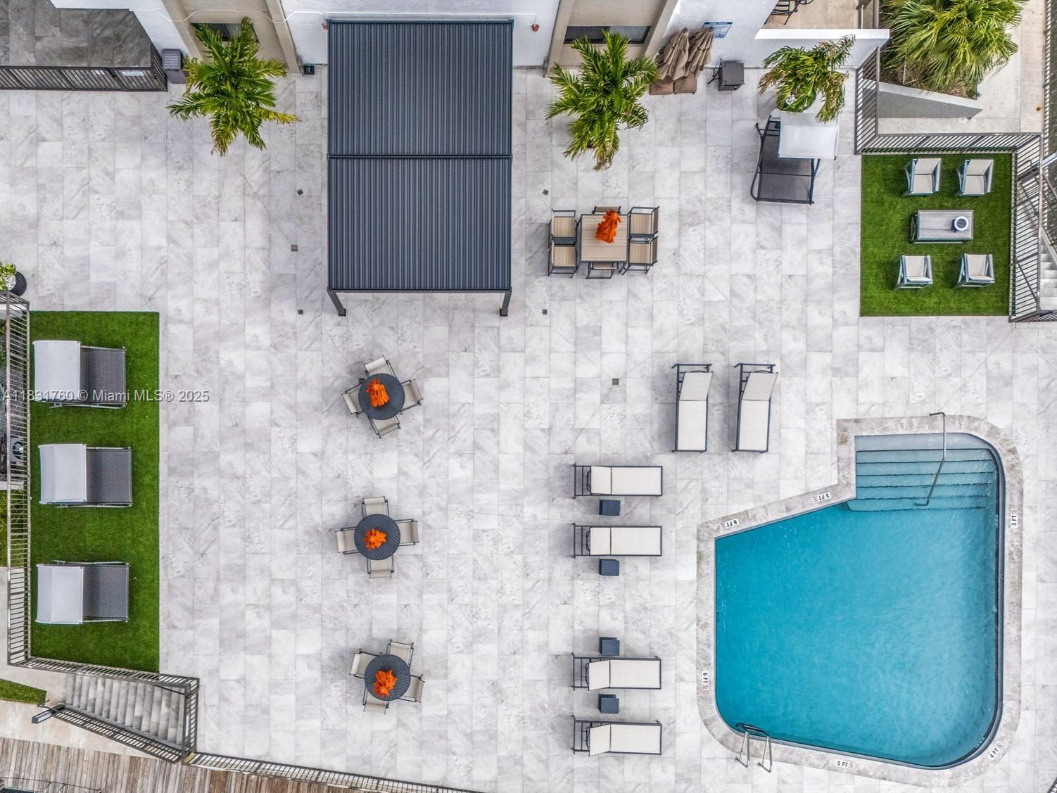 PELICAN LANDING CONDO - Residential