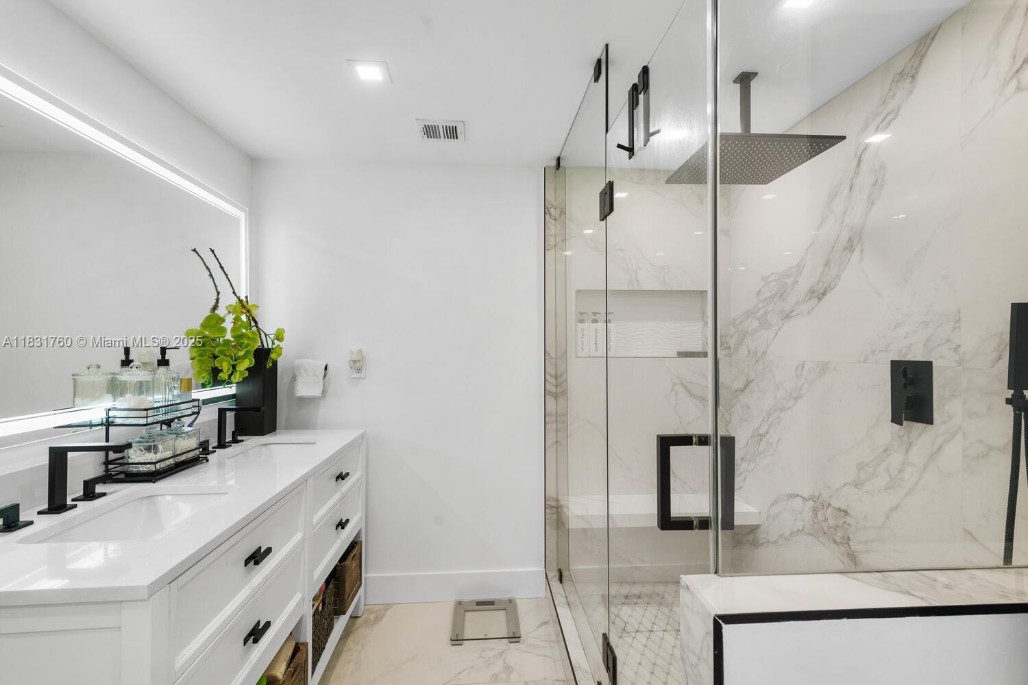 PELICAN LANDING CONDO - Residential