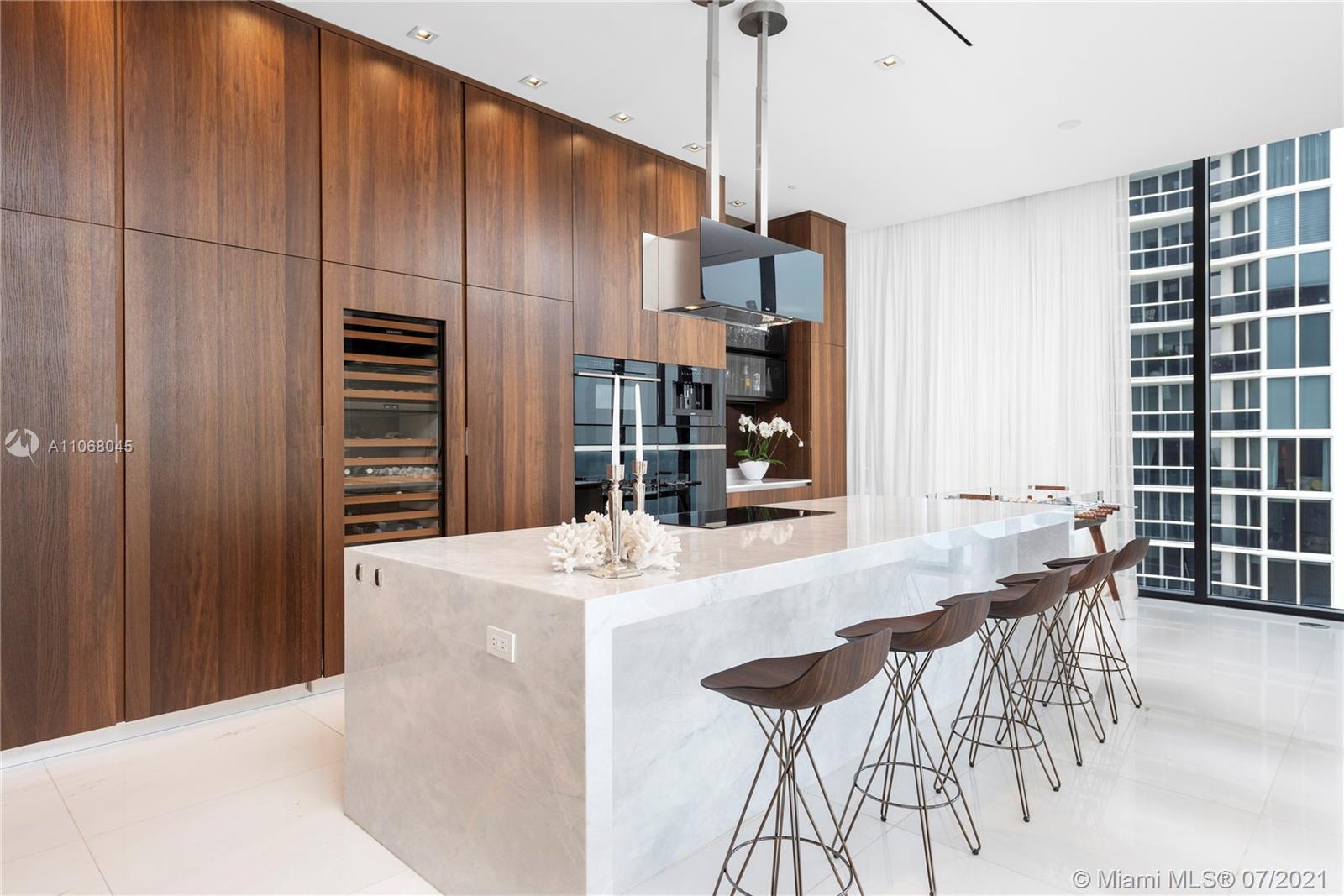 MUSE CONDO - Residential