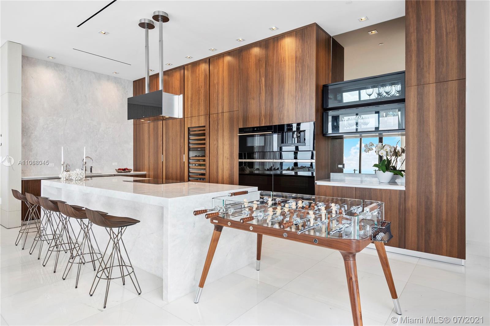 MUSE CONDO - Residential