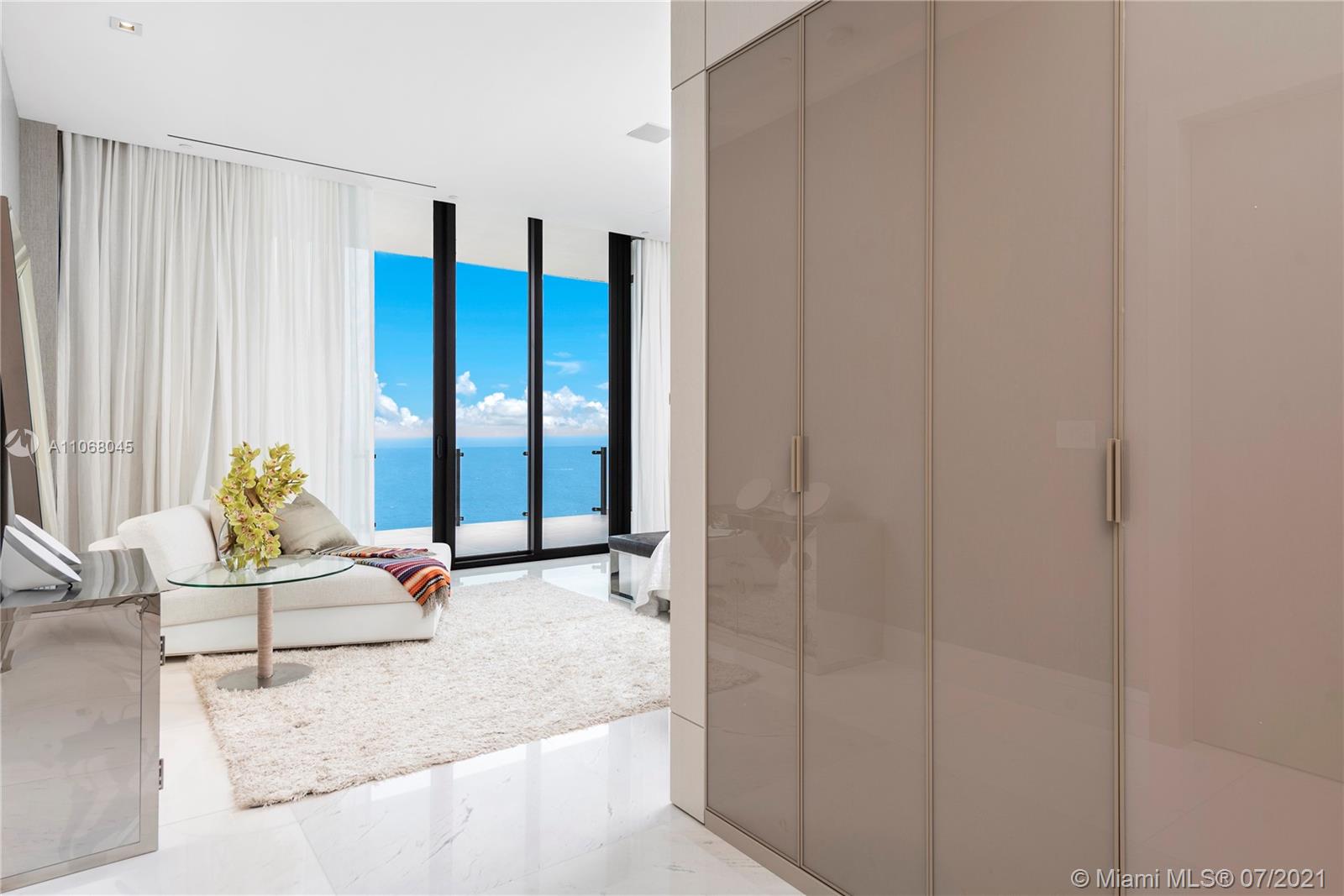 MUSE CONDO - Residential