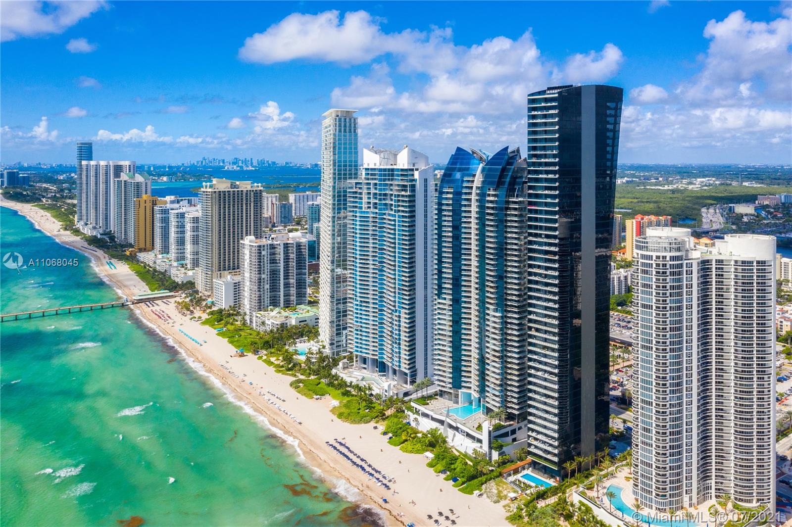 MUSE CONDO - Residential