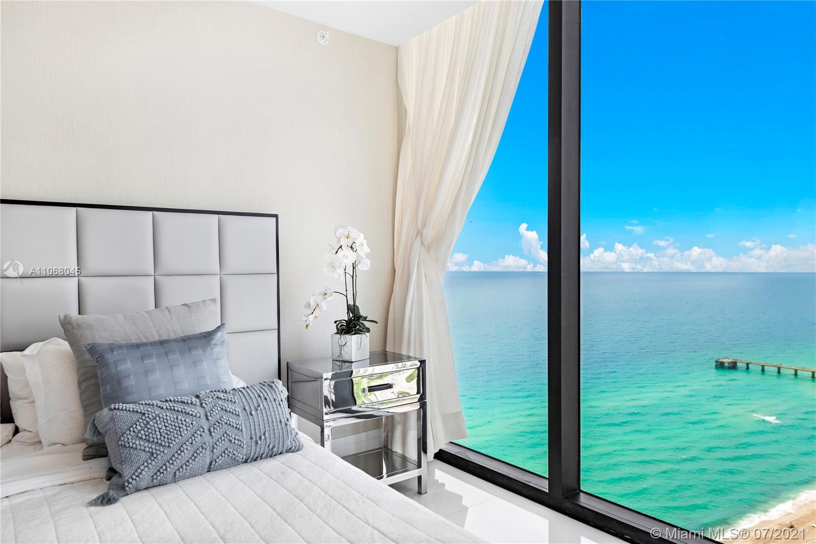 MUSE CONDO - Residential