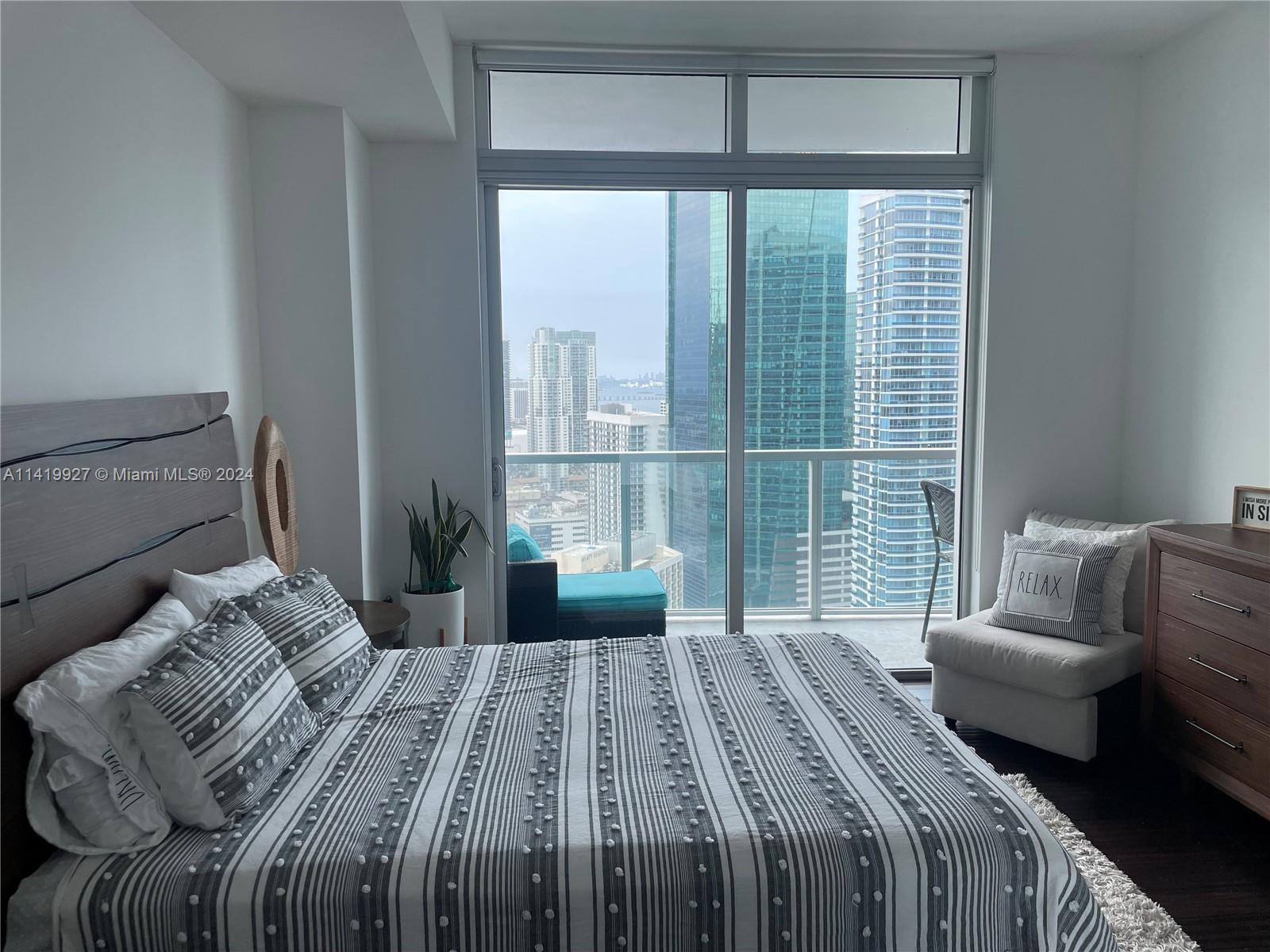 500 BRICKELL WEST CONDO - Residential