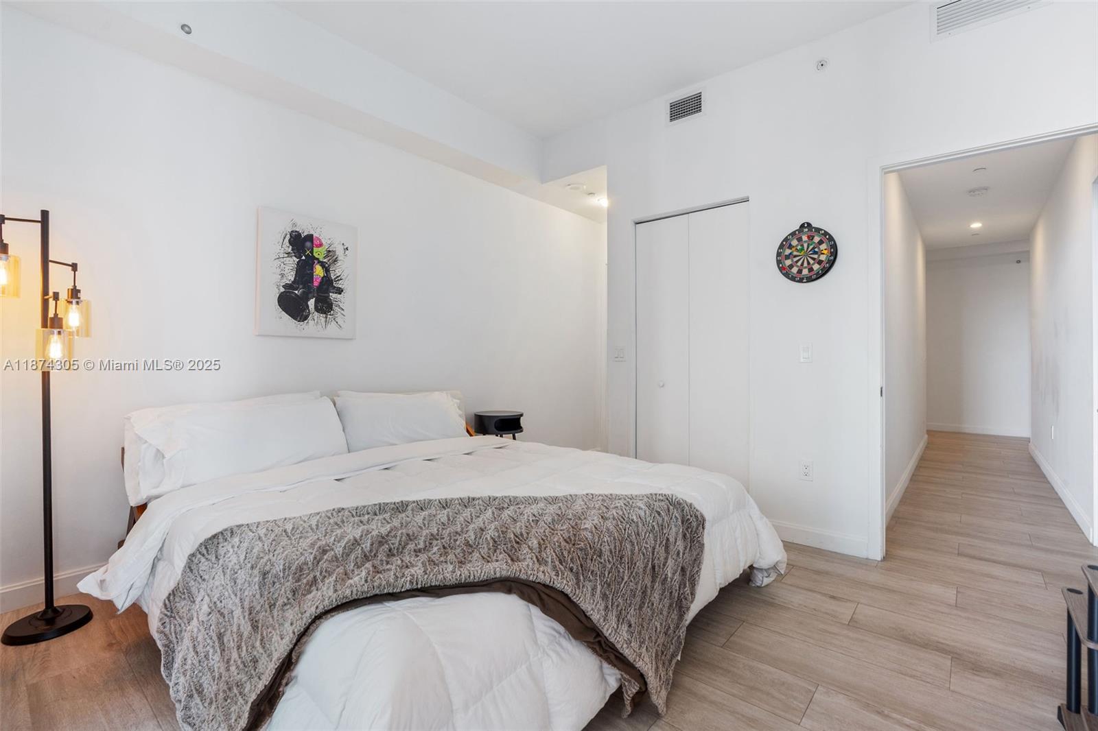 BRICKELL HEIGHTS EAST CON - Residential Lease