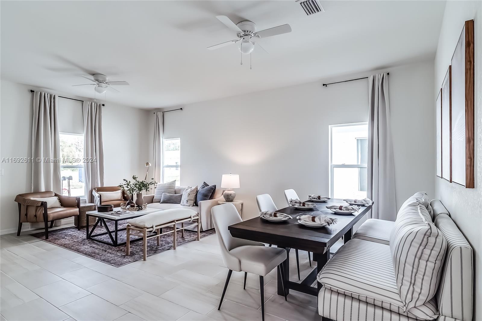 Las Villas at Kenilworth - Residential Lease