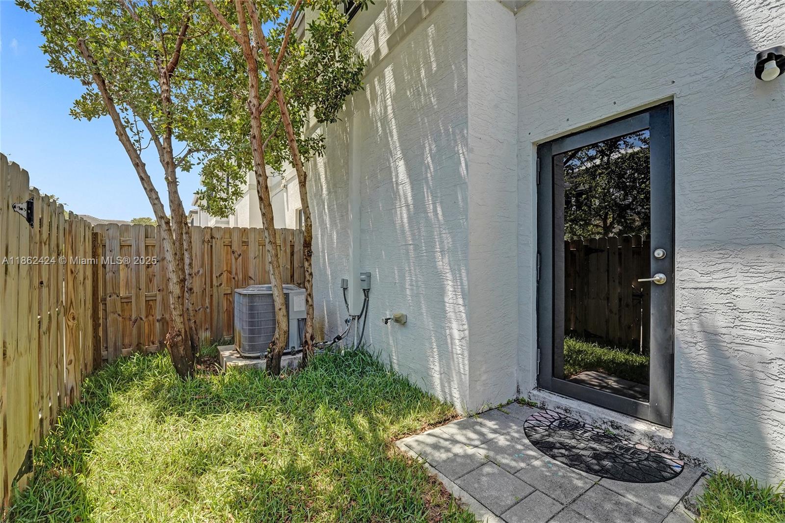 The Edge on 15th - Residential