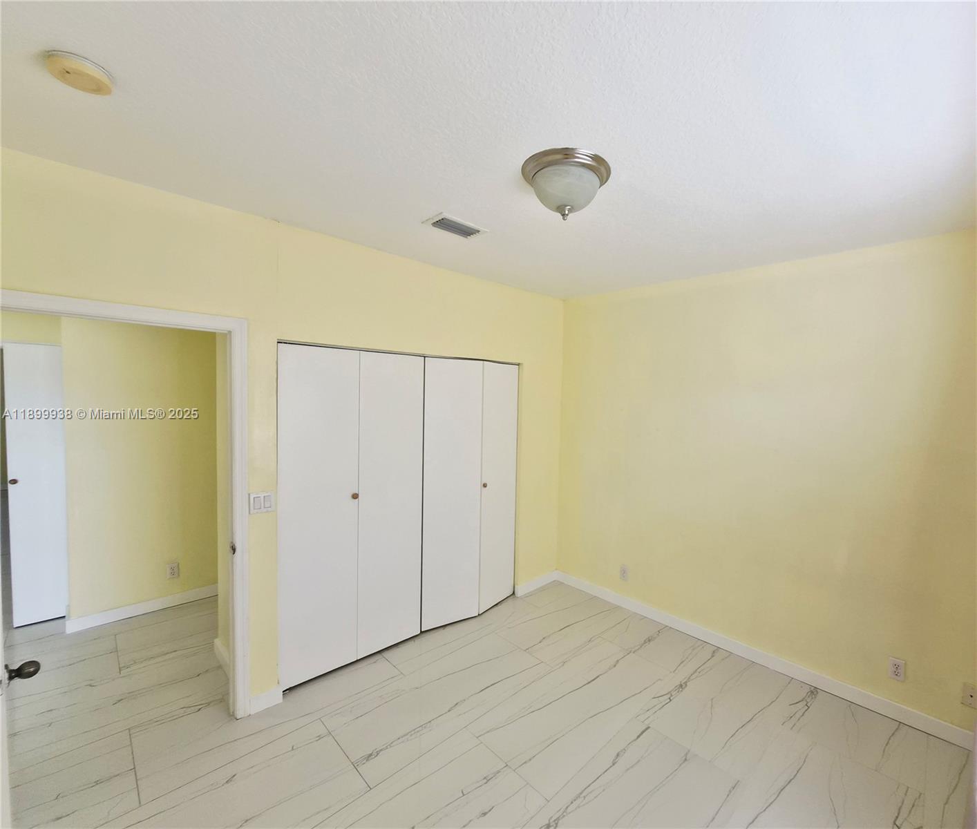 FORDS MANOR - Residential Lease