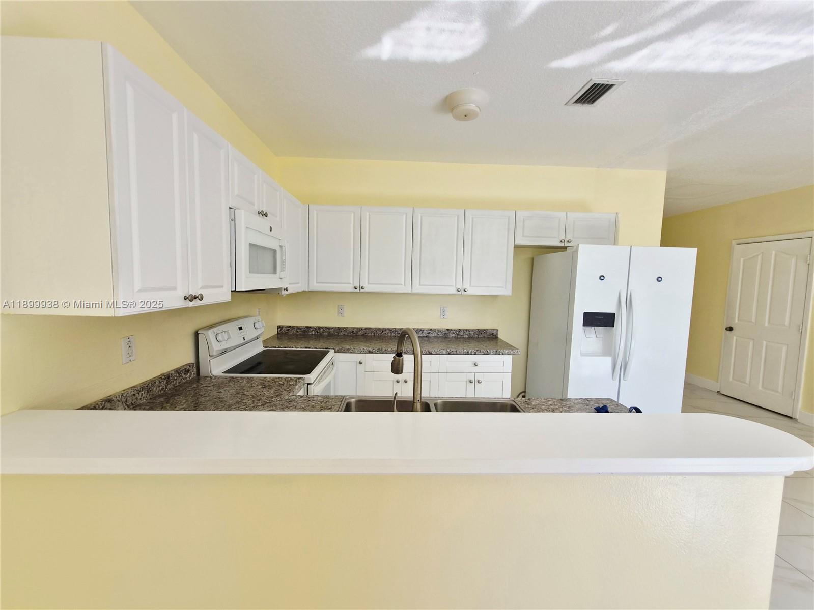 FORDS MANOR - Residential Lease