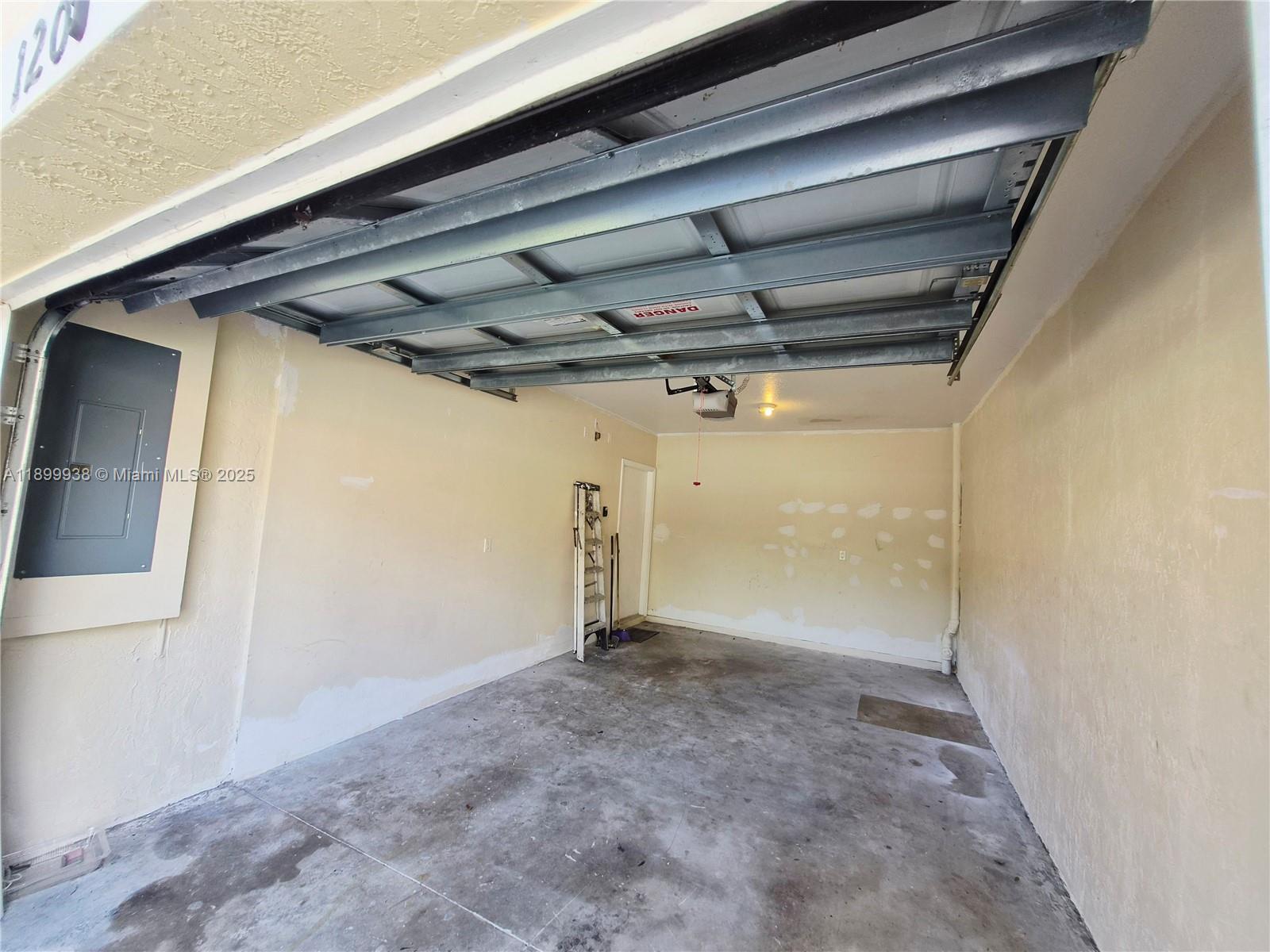 FORDS MANOR - Residential Lease