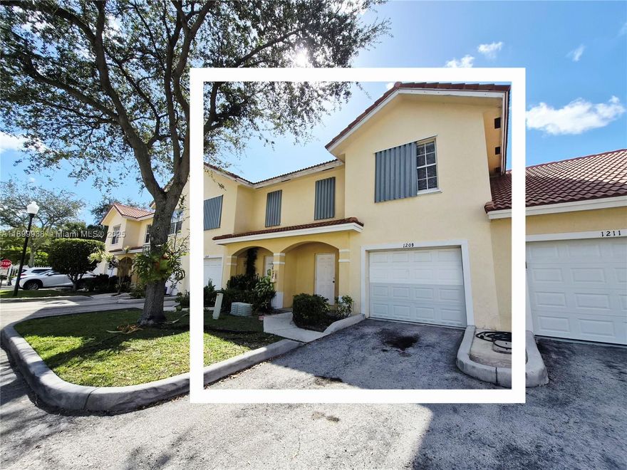 Charming 3 bedroom, 2.5-bath unit with 1-car garage in a small, quiet complex. Tile downstairs, laminate on stairs. Fully fenced yard. Great location close to major highways just minutes from Pompano beaches, Fort Lauderdale International Airport and Tri rail Pompano Beach Station. Perfect for easy South Florida living!