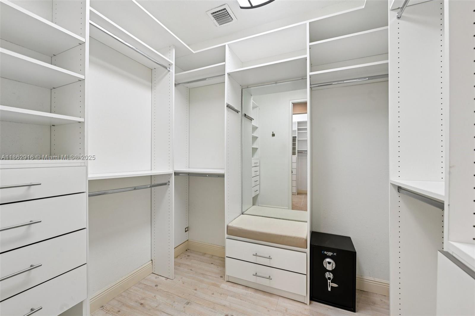 MARDEL ESTATES - Residential