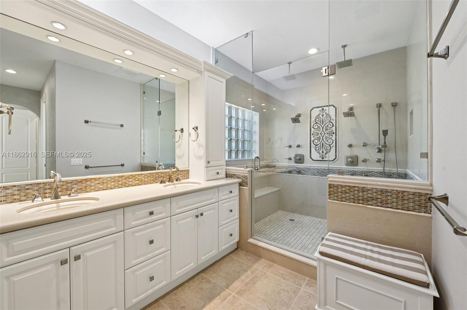 MARDEL ESTATES - Residential