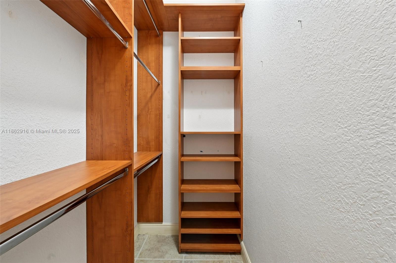 MARDEL ESTATES - Residential