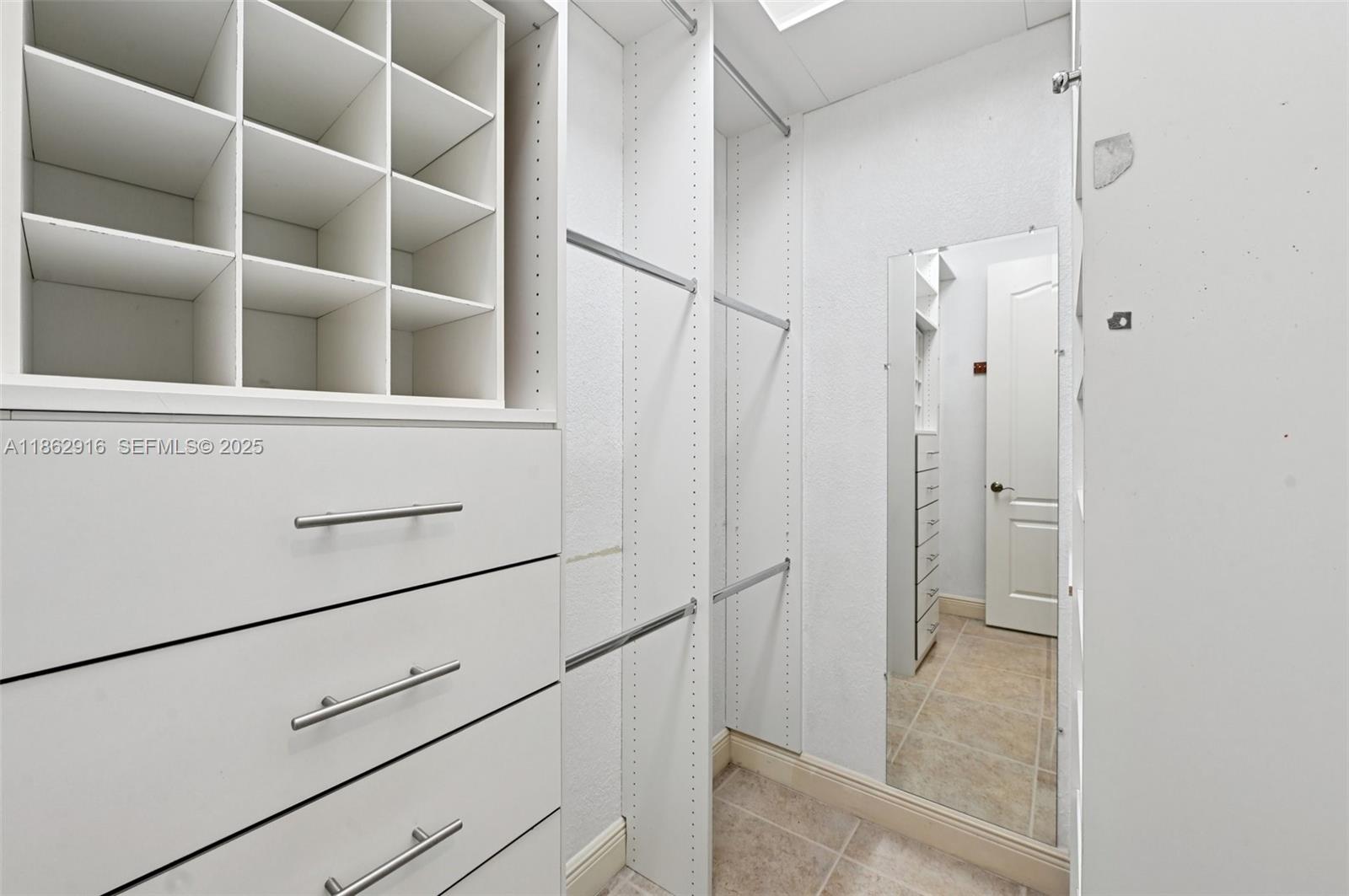 MARDEL ESTATES - Residential