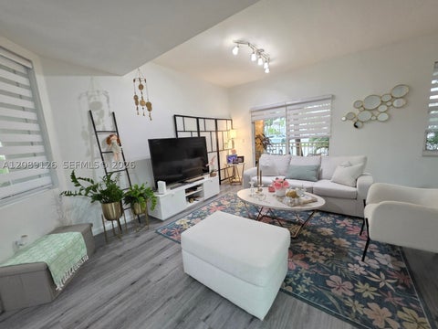Photo of 11403 NW 89th St #111, Doral, FL 33178 (MLS # A12089126)