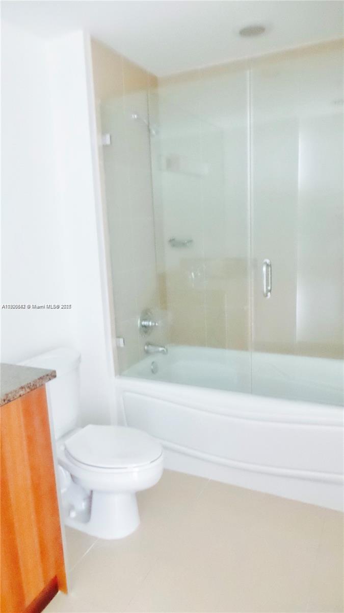 MET 1 CONDO - Residential Lease