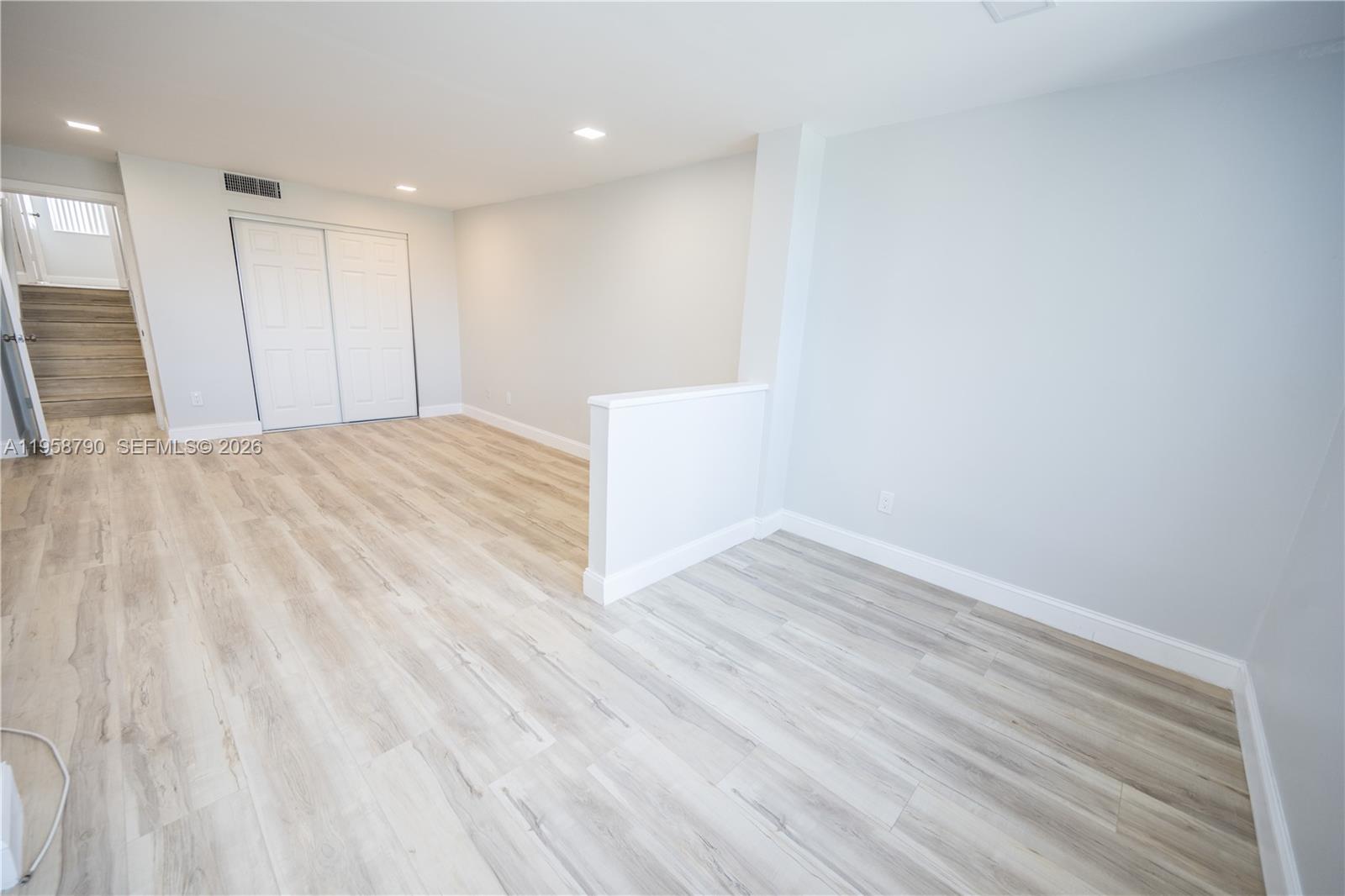 LAVERS DELRAY RACQUET CLU - Residential Lease