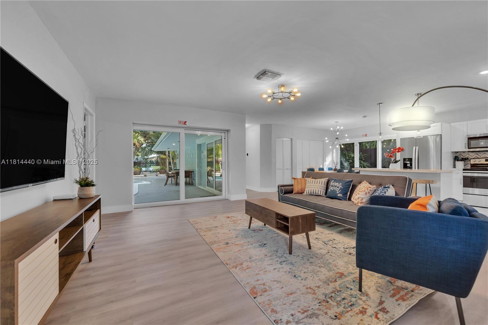 ROBERTSON PARK - Residential Lease
