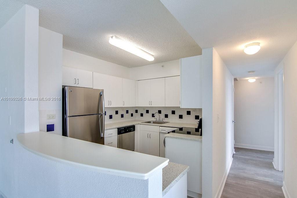 Flamingo South Beach - Residential Lease