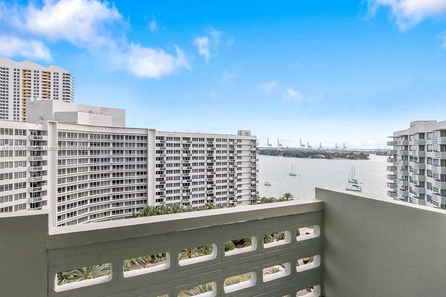 *UP TO 1 MONTH FREE & DISCOUNTED PARKING IF MOVE IN BY 1/22*Welcome to Miami Beach's most exciting residential community, Flamingo South Beach. This 2 bedroom unit has spectacular courtyard & bay views. The interior features wood floors throughout, modern kitchen & baths w/Stainless Steal appliances & granite counter tops. Community amenities include, fitness center, 2 resort style bay front pools surrounded by cabanas, lounge chairs, tiki bar, BBQ area & beach volleyball Move-in: 1 month + $1,500 deposit.