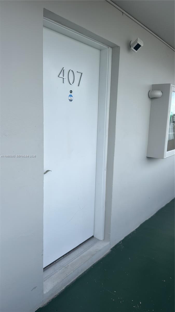 JADE WINDS GROUP - - Residential Lease