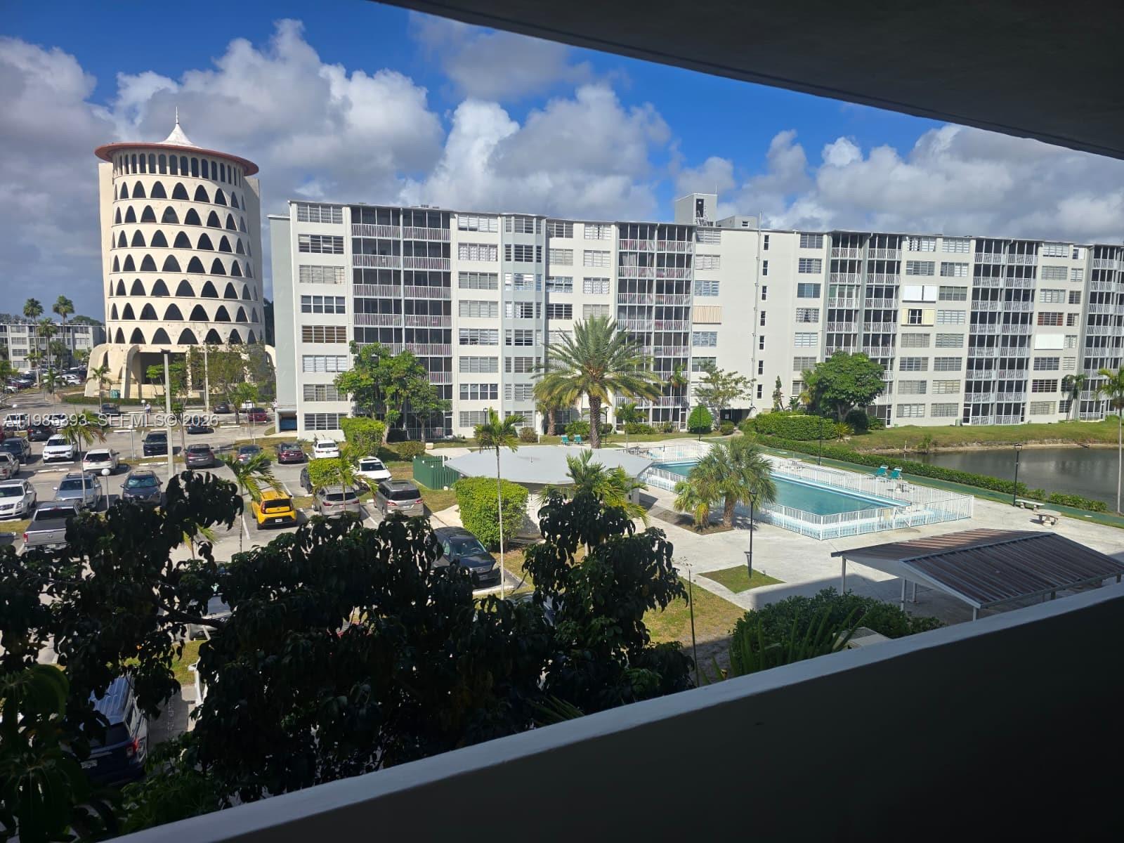 JADE WINDS GROUP - - Residential Lease