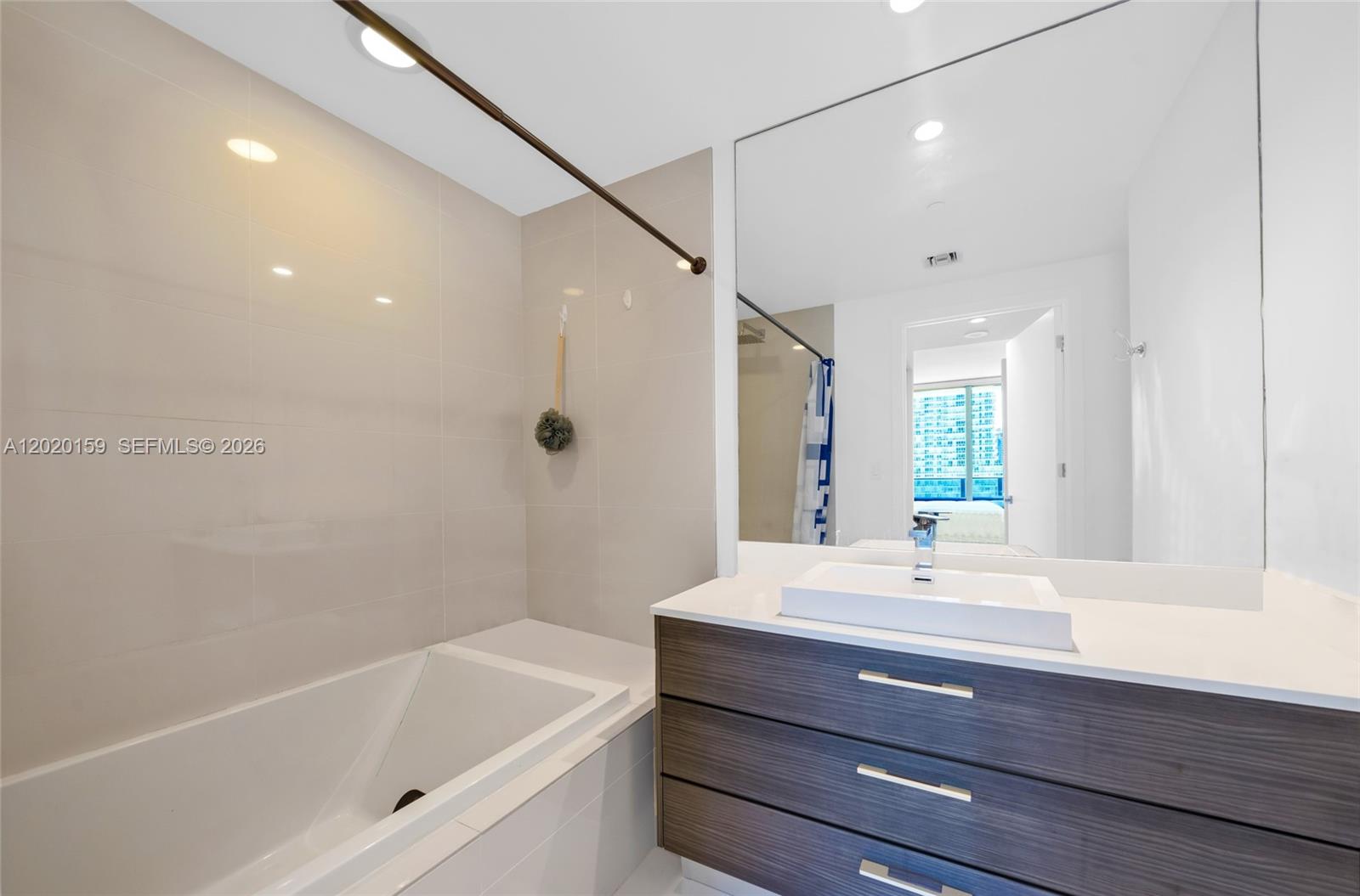 BRICKELL HEIGHTS WEST CON - Residential