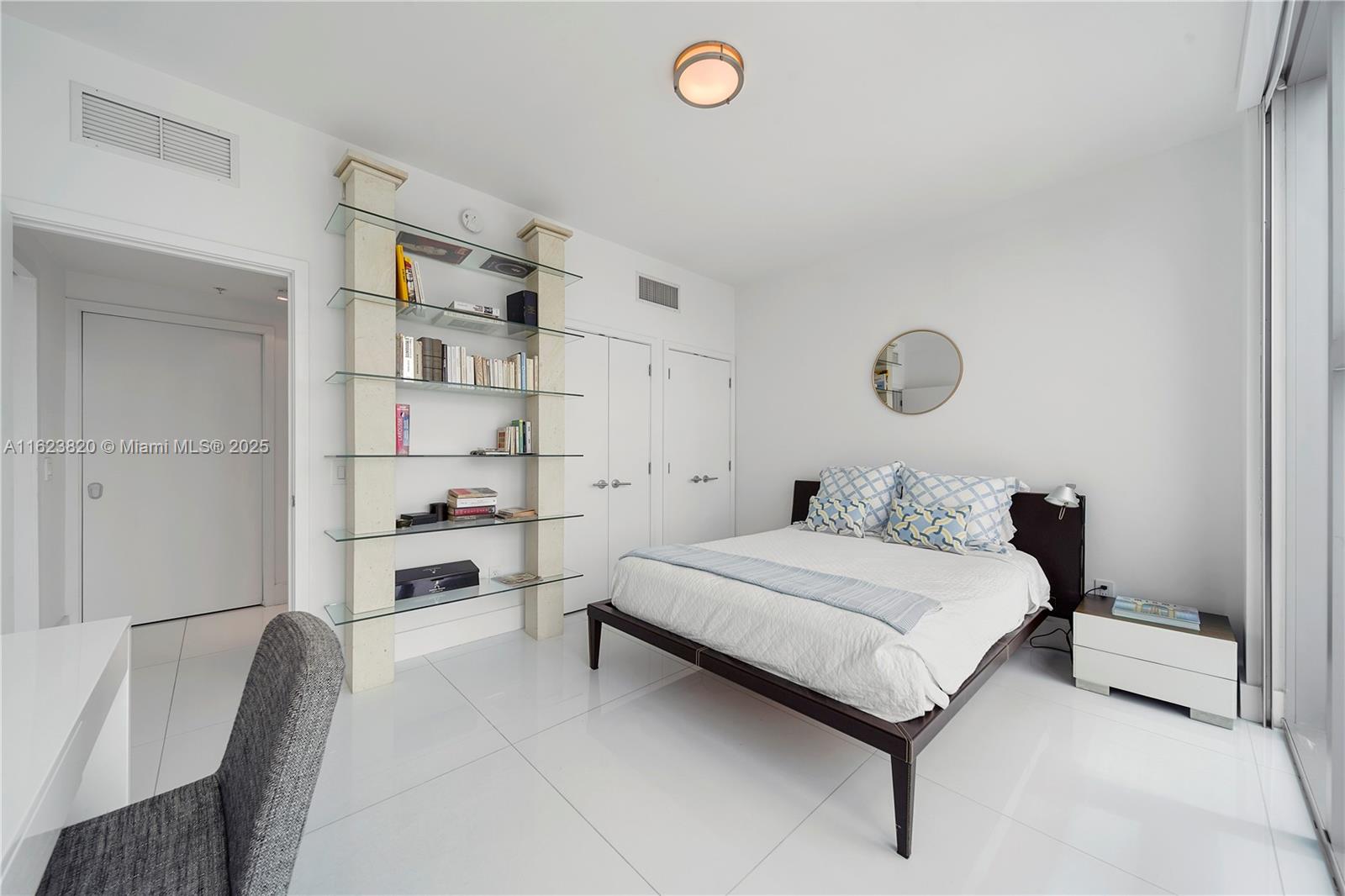 NORTH CARILLON BEACH COND - Residential