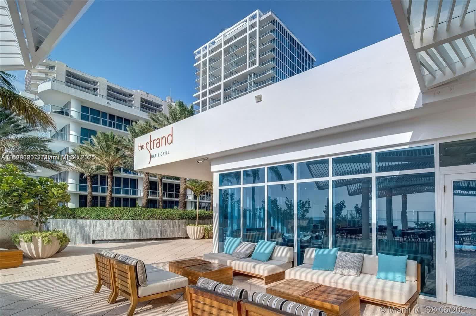 NORTH CARILLON BEACH COND - Residential