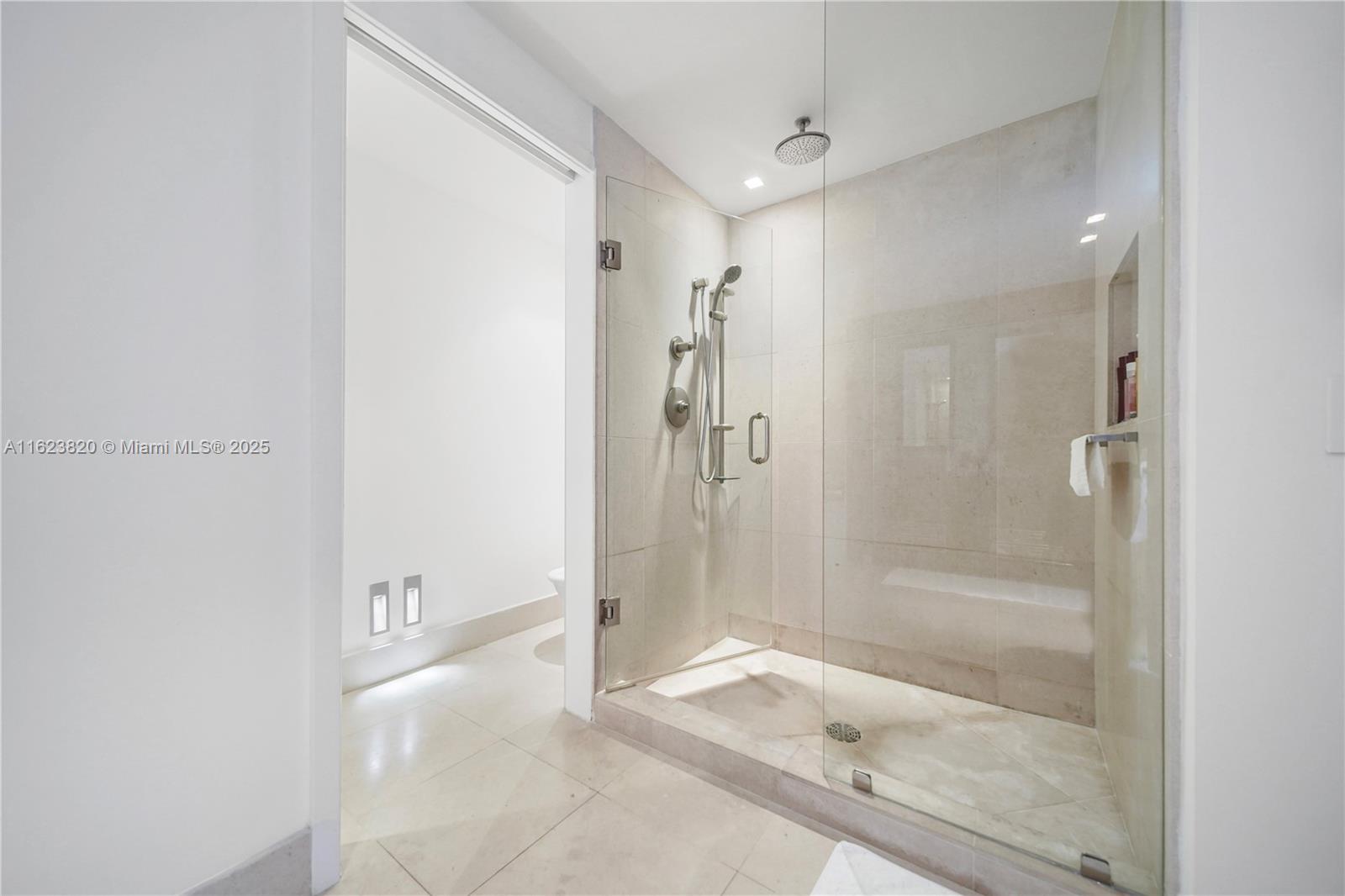 NORTH CARILLON BEACH COND - Residential