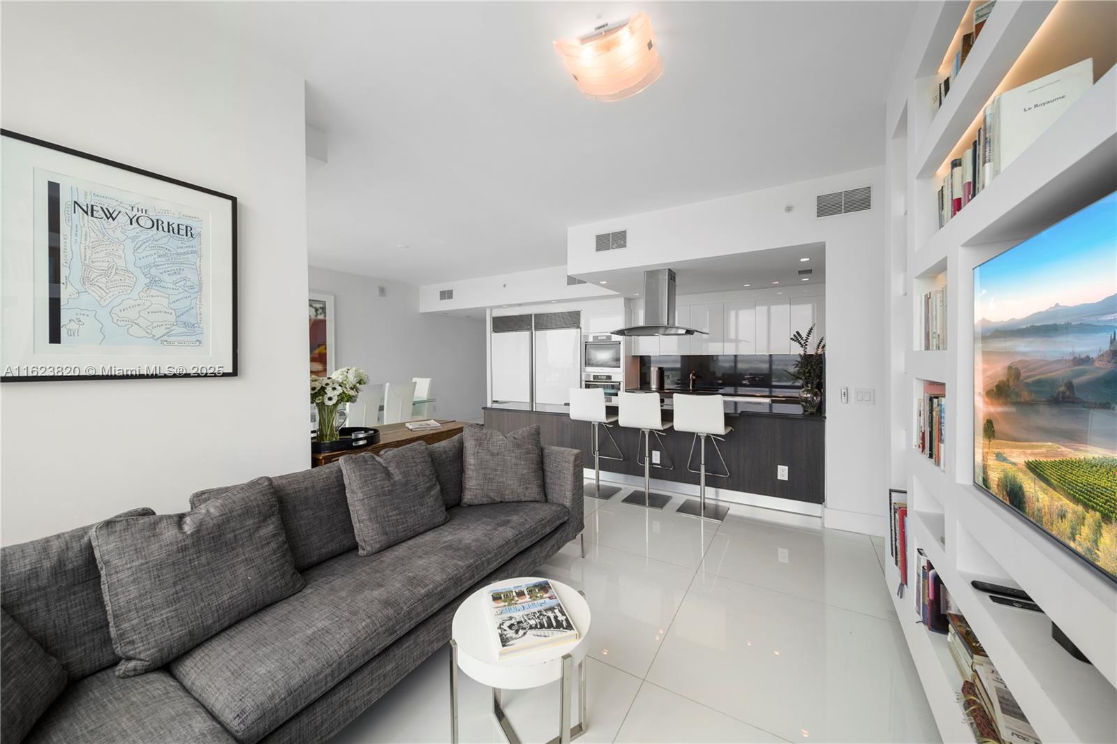 NORTH CARILLON BEACH COND - Residential
