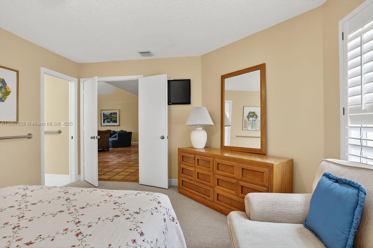 MISTY OAKS AT PALM-AIRE C - Residential