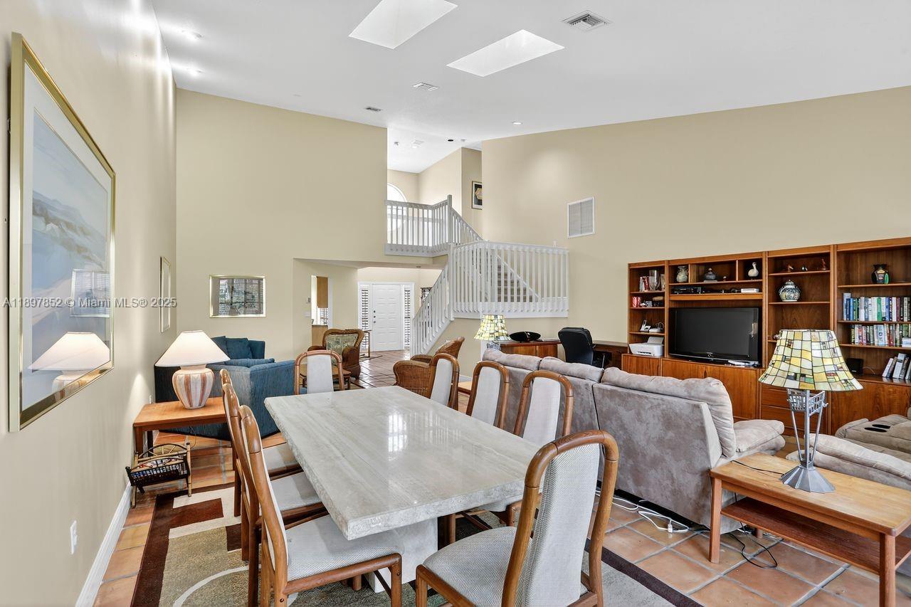 MISTY OAKS AT PALM-AIRE C - Residential