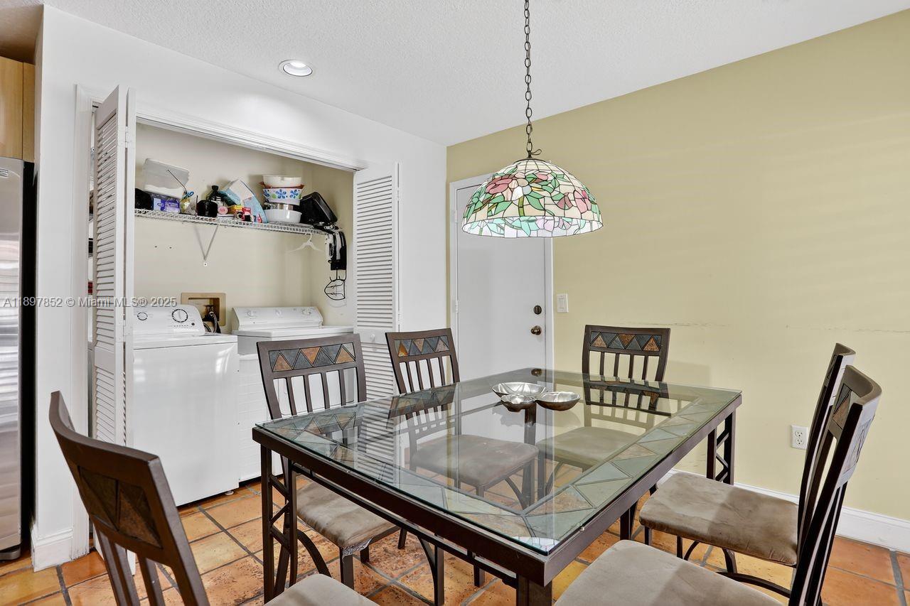 MISTY OAKS AT PALM-AIRE C - Residential