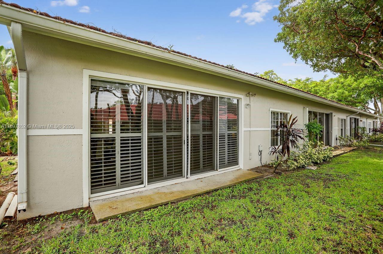 MISTY OAKS AT PALM-AIRE C - Residential