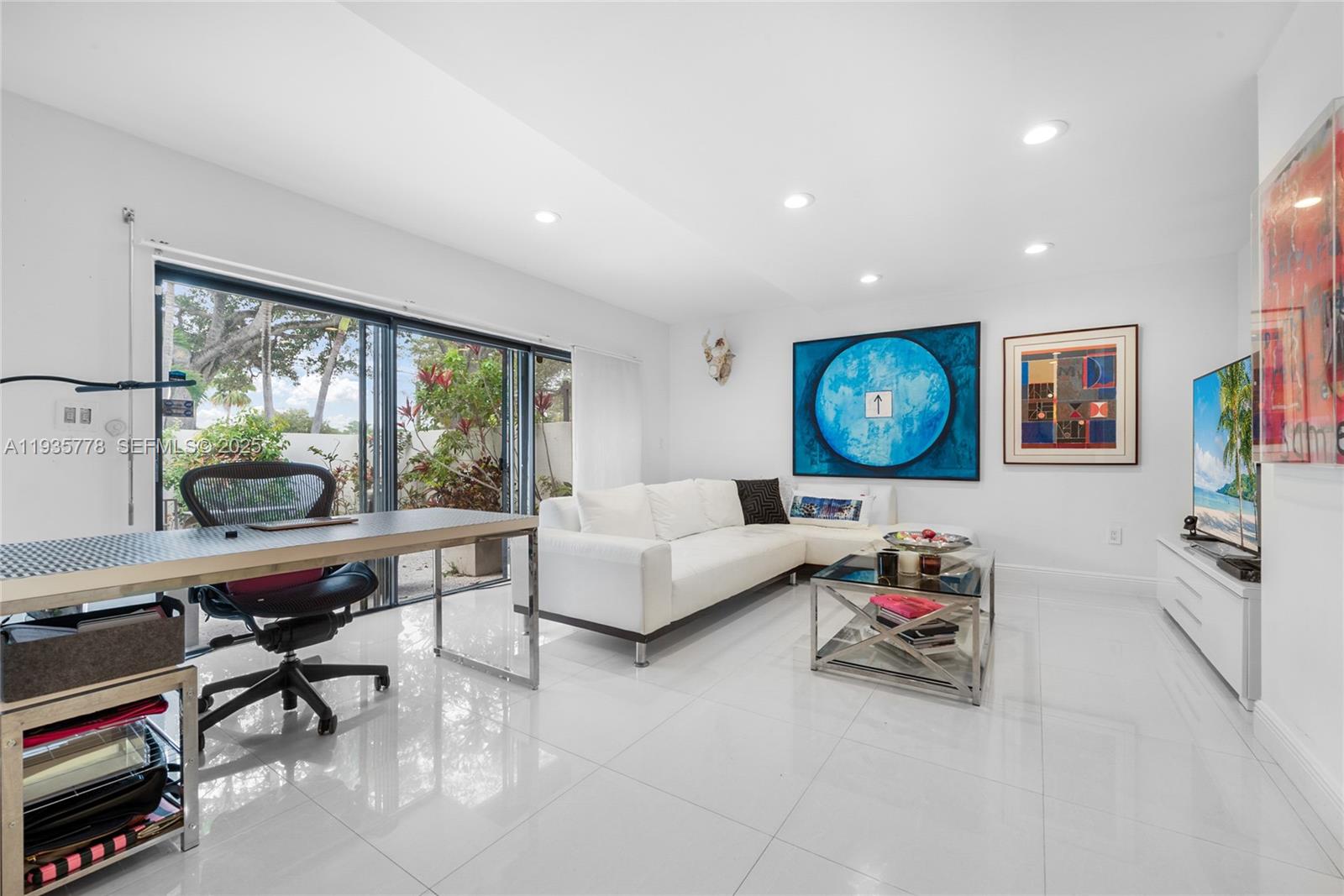 BANYANS OF SOUTH MIAMI CO - Residential