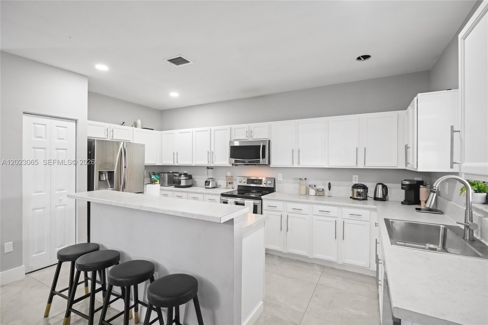SILVER PALM WEST - Residential