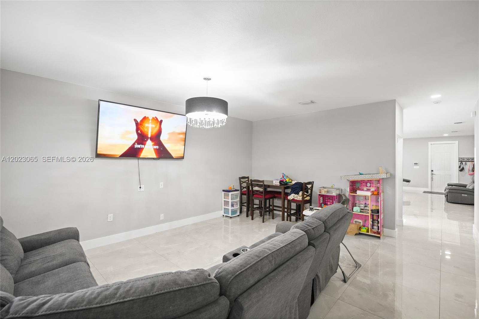 SILVER PALM WEST - Residential