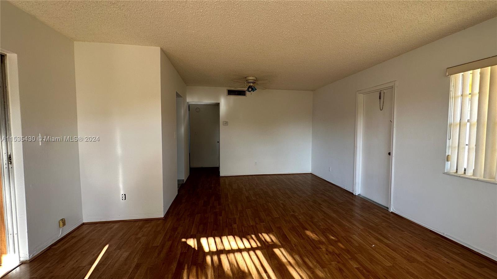 VENETIAN CONDO - Residential Lease
