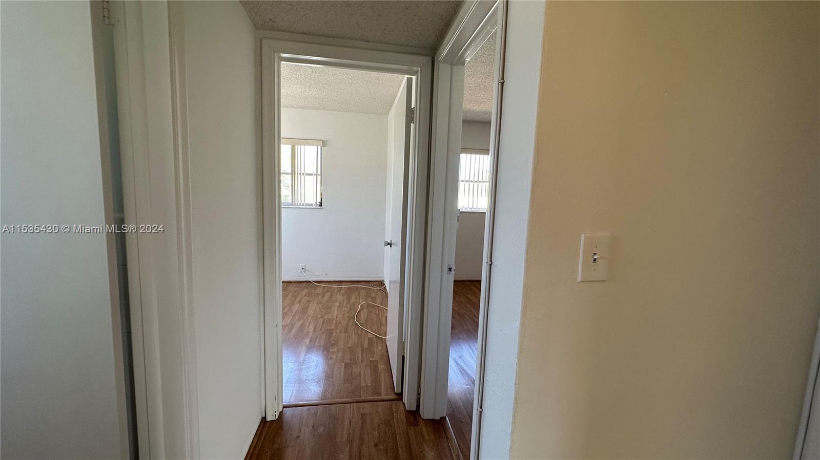VENETIAN CONDO - Residential Lease