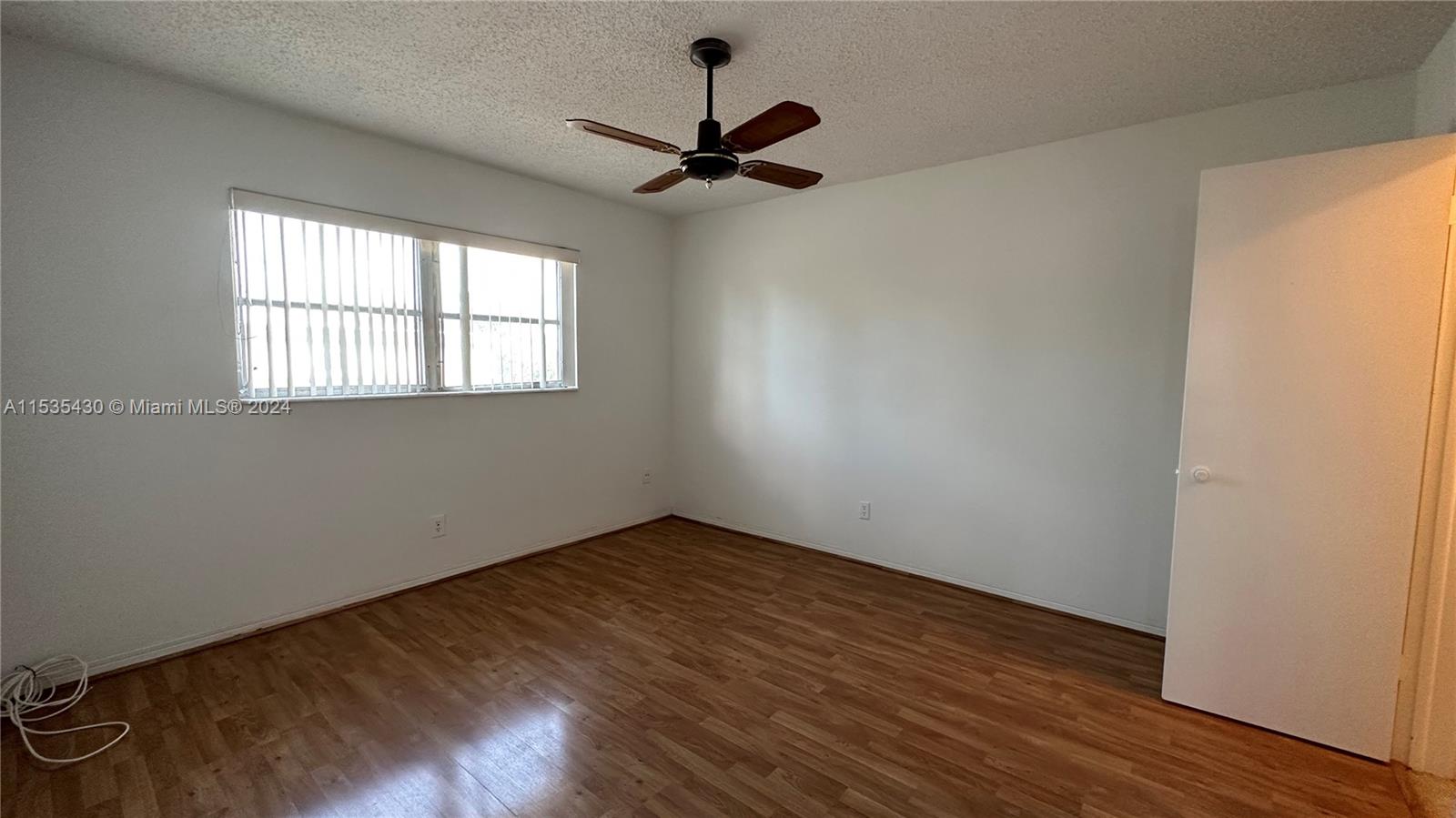VENETIAN CONDO - Residential Lease