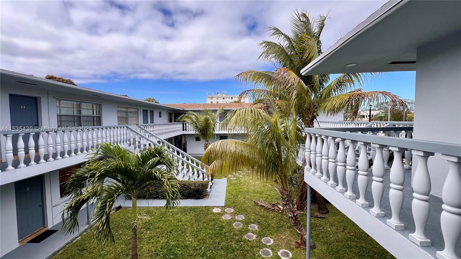 VENETIAN CONDO - Residential Lease